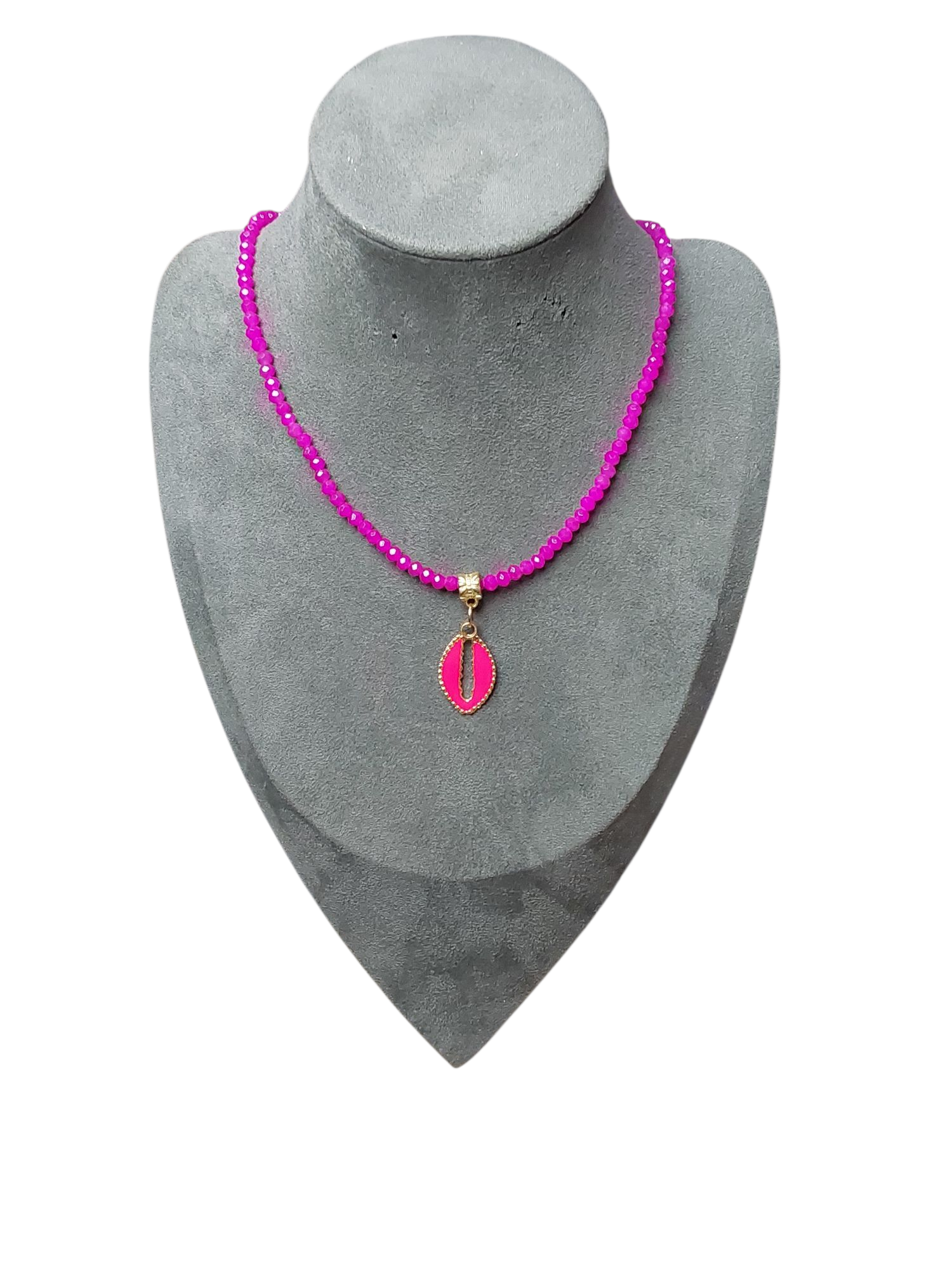 Colar Rosa Missangas com búzios