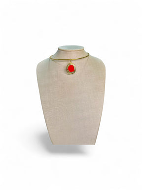 Colar Dourado Maria Sabrina Vermelho