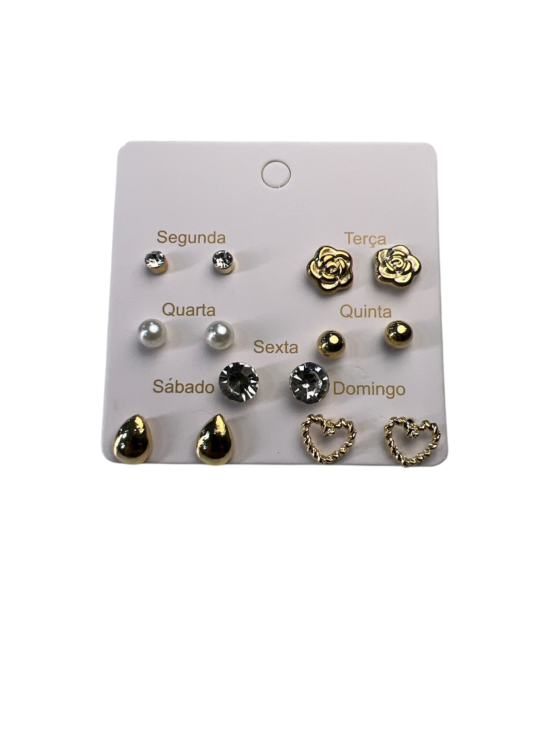 7 brincos dourados por R$10