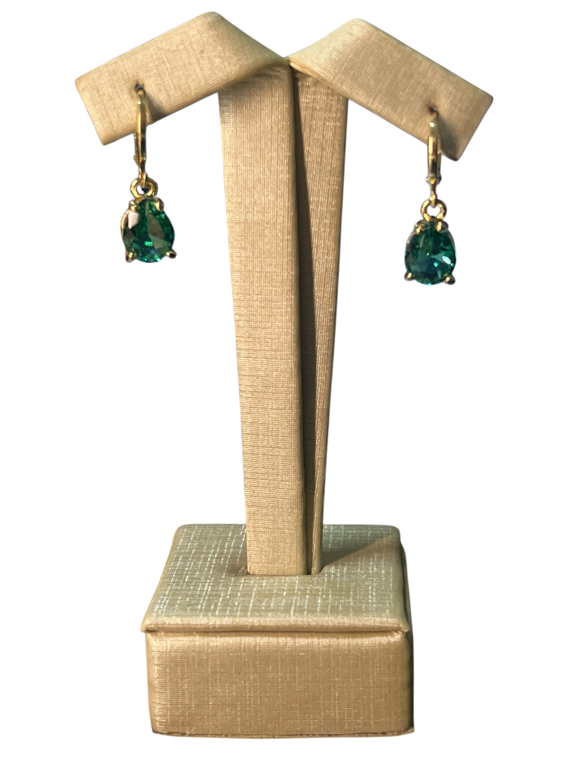 Conjunto Dourado Brinco e Colar Maria Isabel