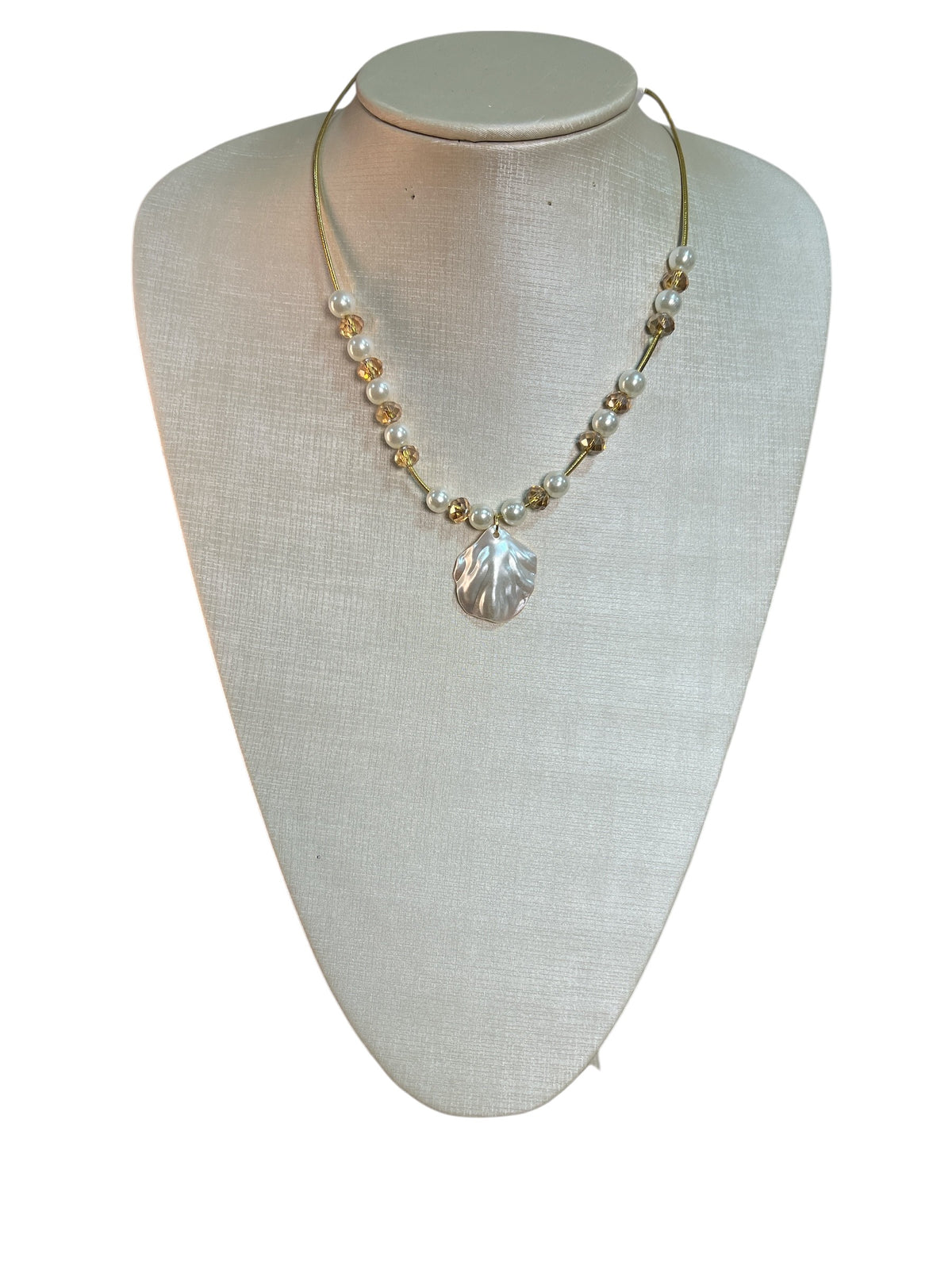 Maria Joelma Shell Necklace
