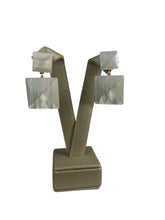 Brinco Maria Valentina Resina