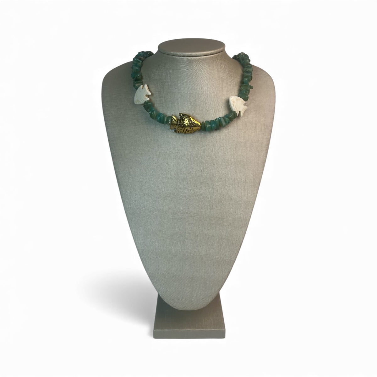 Colar peixinhos verde