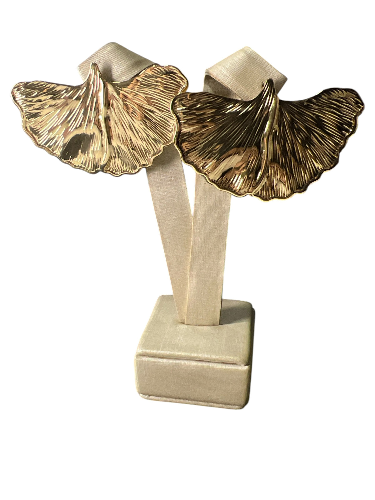 Brinco Dourado Maria Nicole