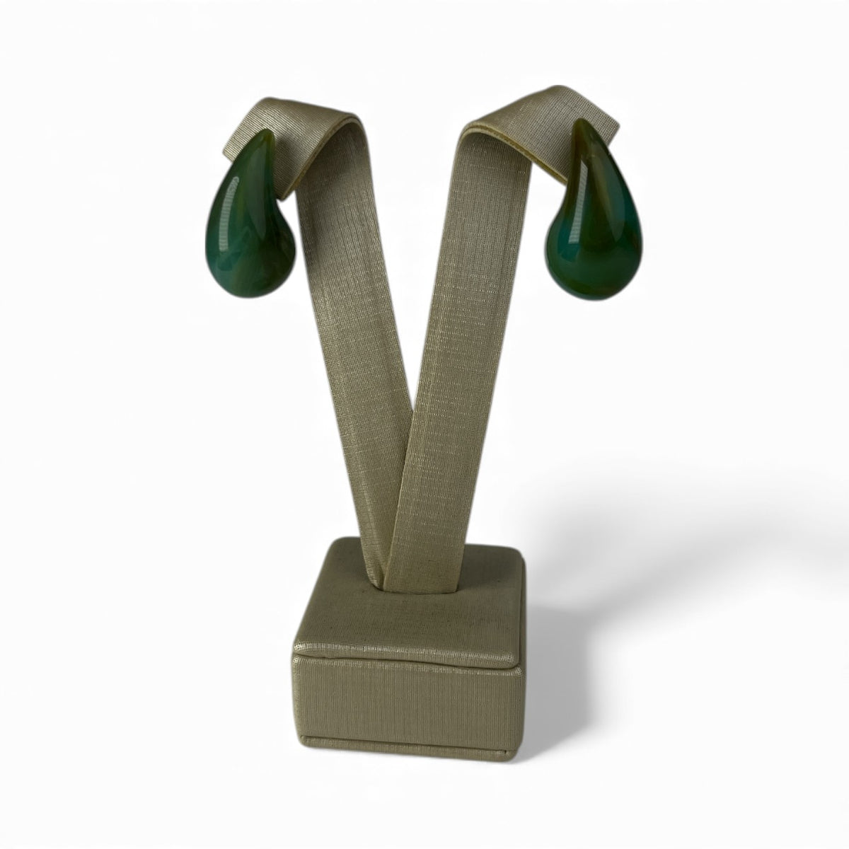 Brinco gota resina verde