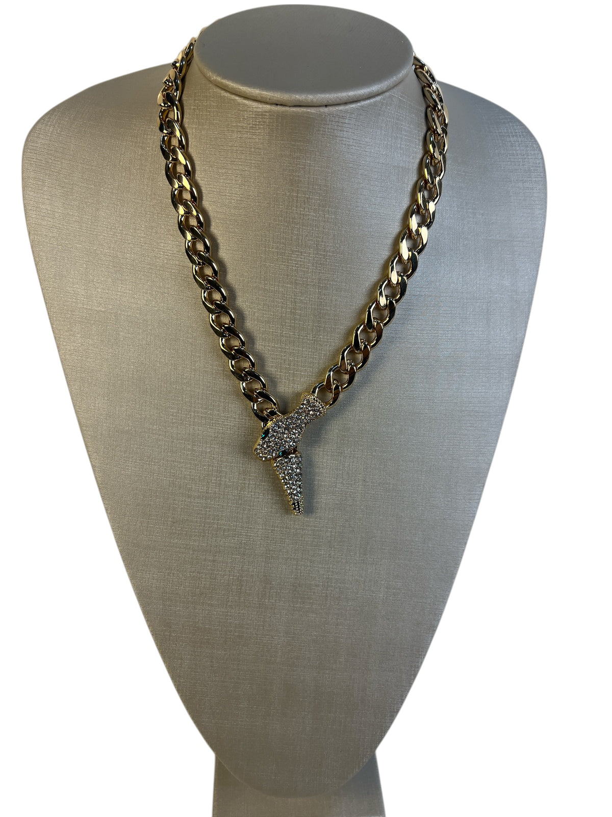 Colar Cobra Cravejado