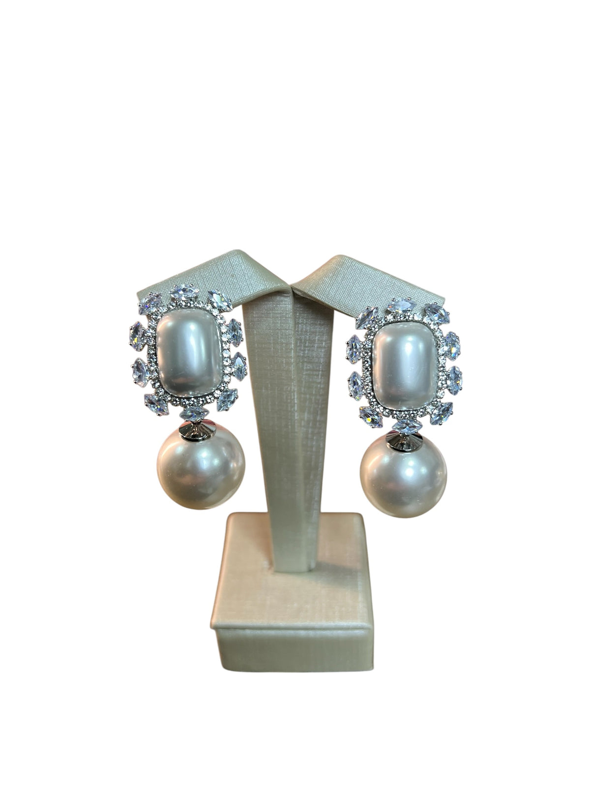 Maria Vitoria Silver Earring