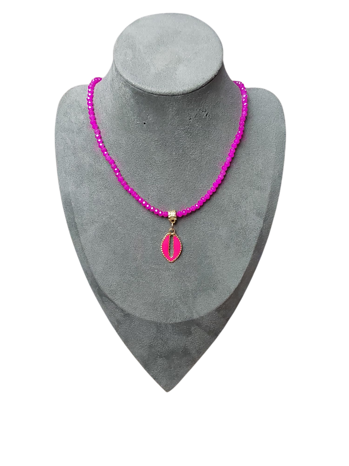 Colar Rosa Missangas com búzios