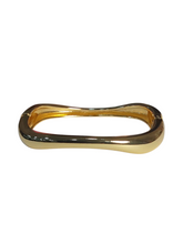Bracelete ondulado dourado