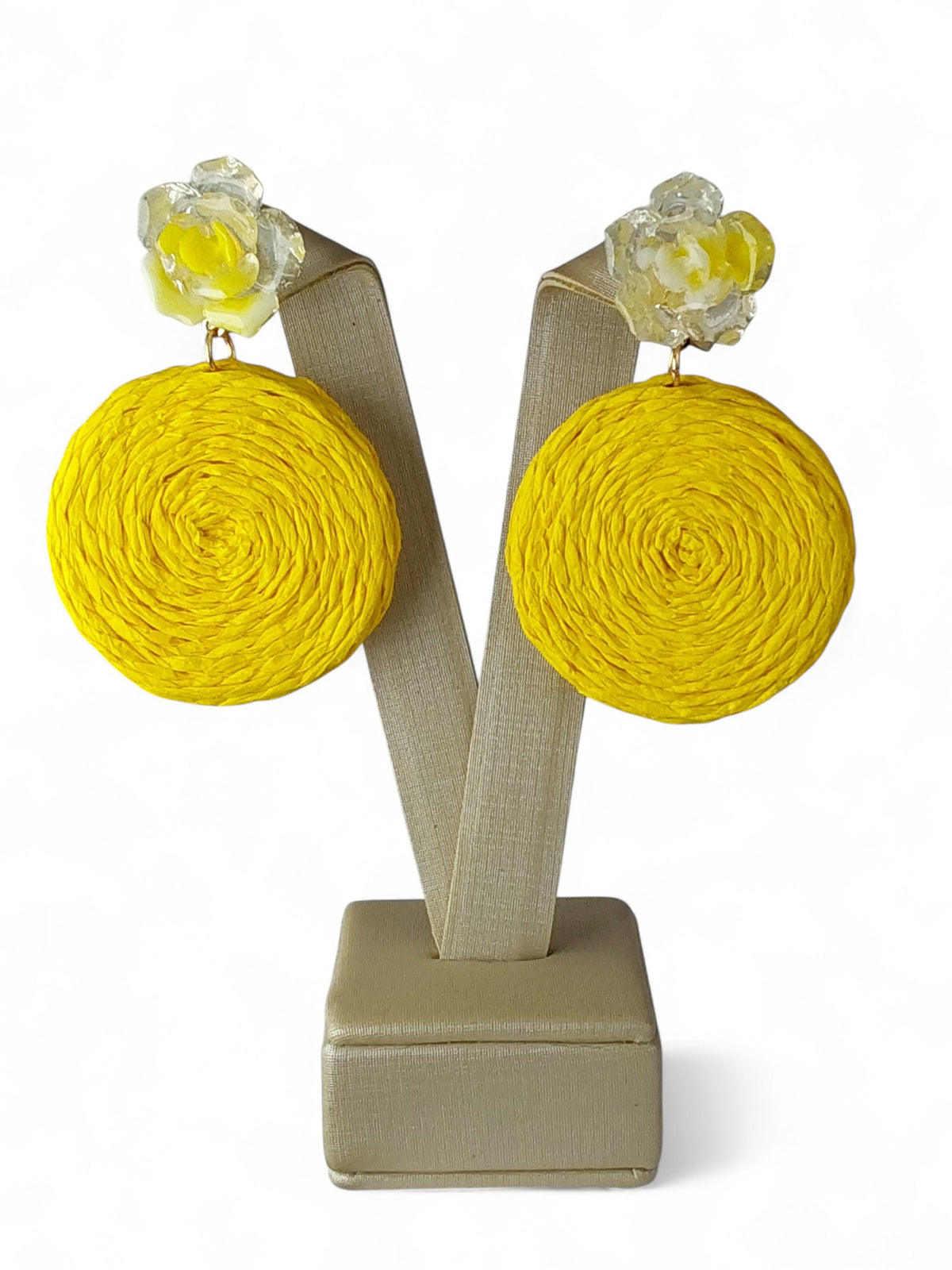 Brinco Maria Primavera Palha