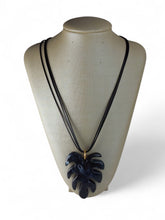 Colar Maria Maré Orgânica Resina