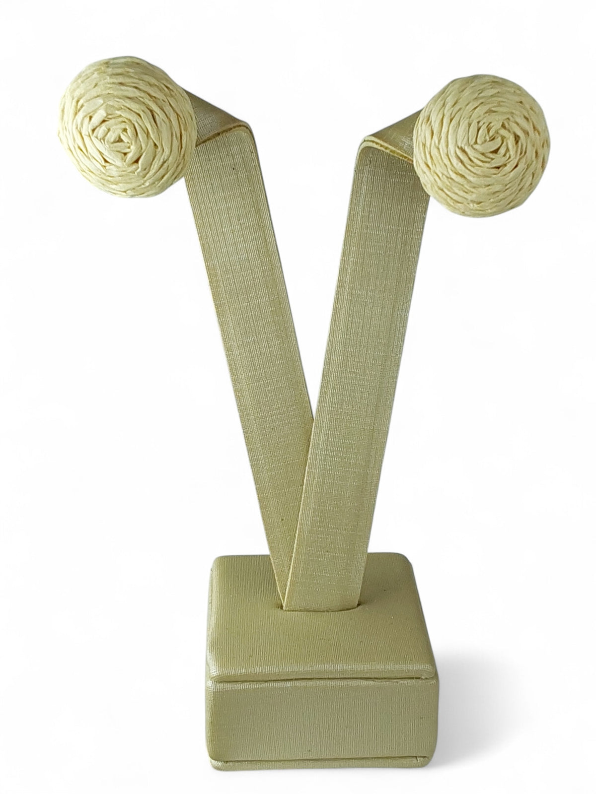 Brinco Maria Colorê Palha