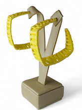 Brinco Maria Vibrante Palha