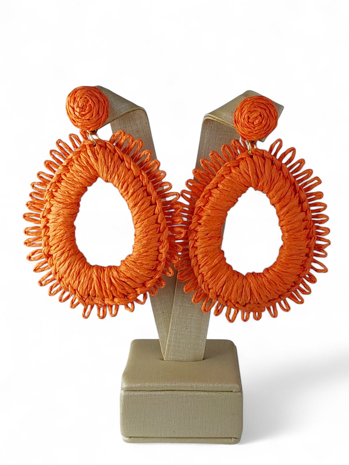 Brinco Maria Primavera Palha