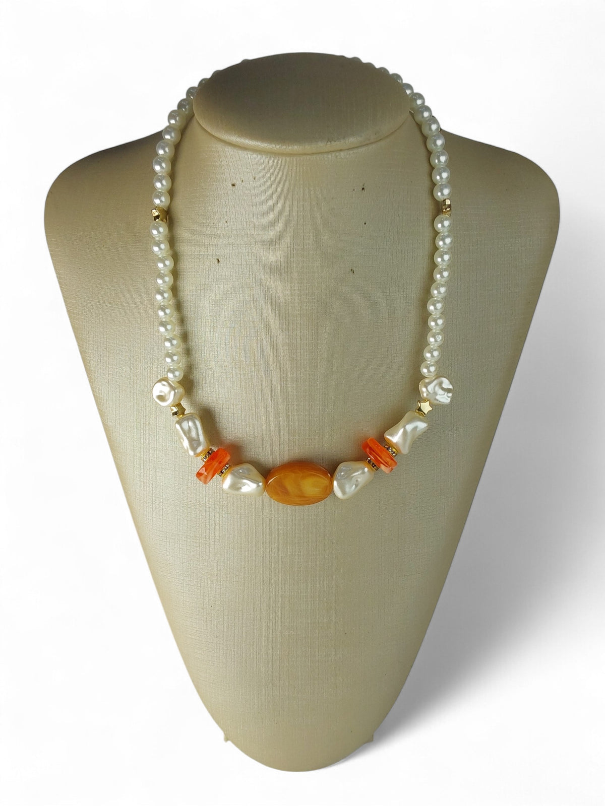 Colar Maria Pérola Chic Resina