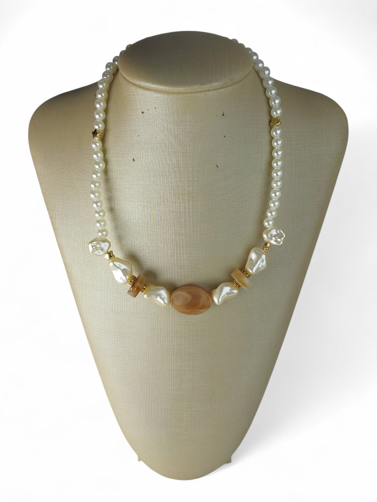 Colar Maria Pérola Chic Resina