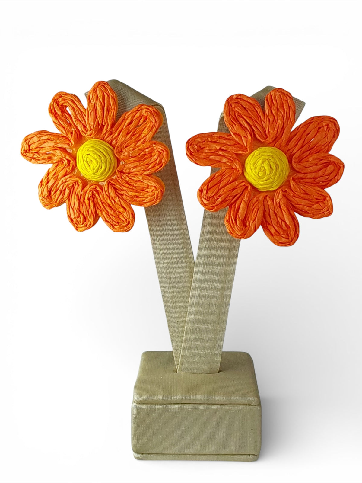 Brinco Maria Flor Palha