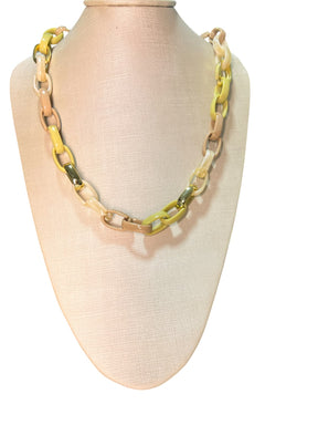 Colar Elos Maria Dolares Verde e Bege