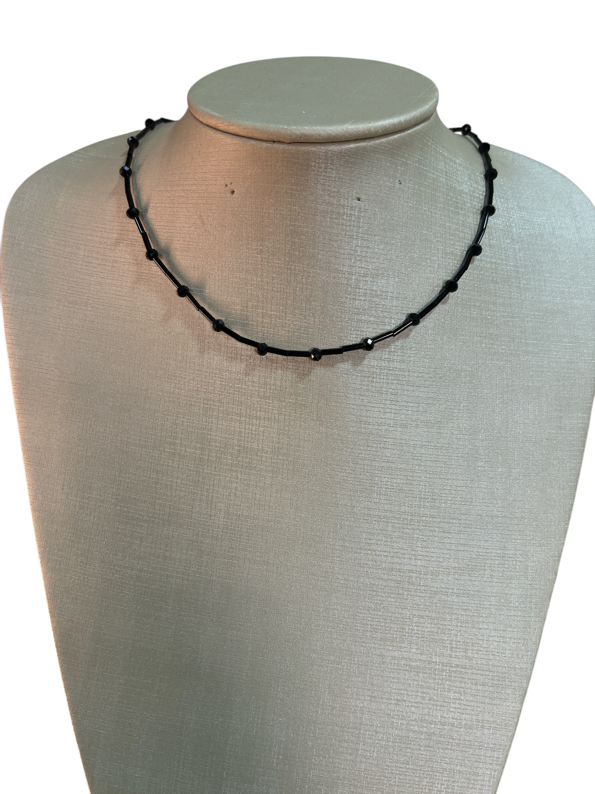 Maria Rebeca Black Necklace