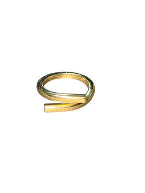 Anel Dourado Maria Debora