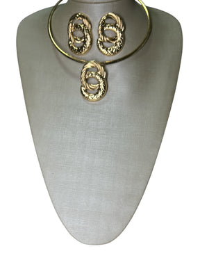 Conjunto Dourado Maria Carol