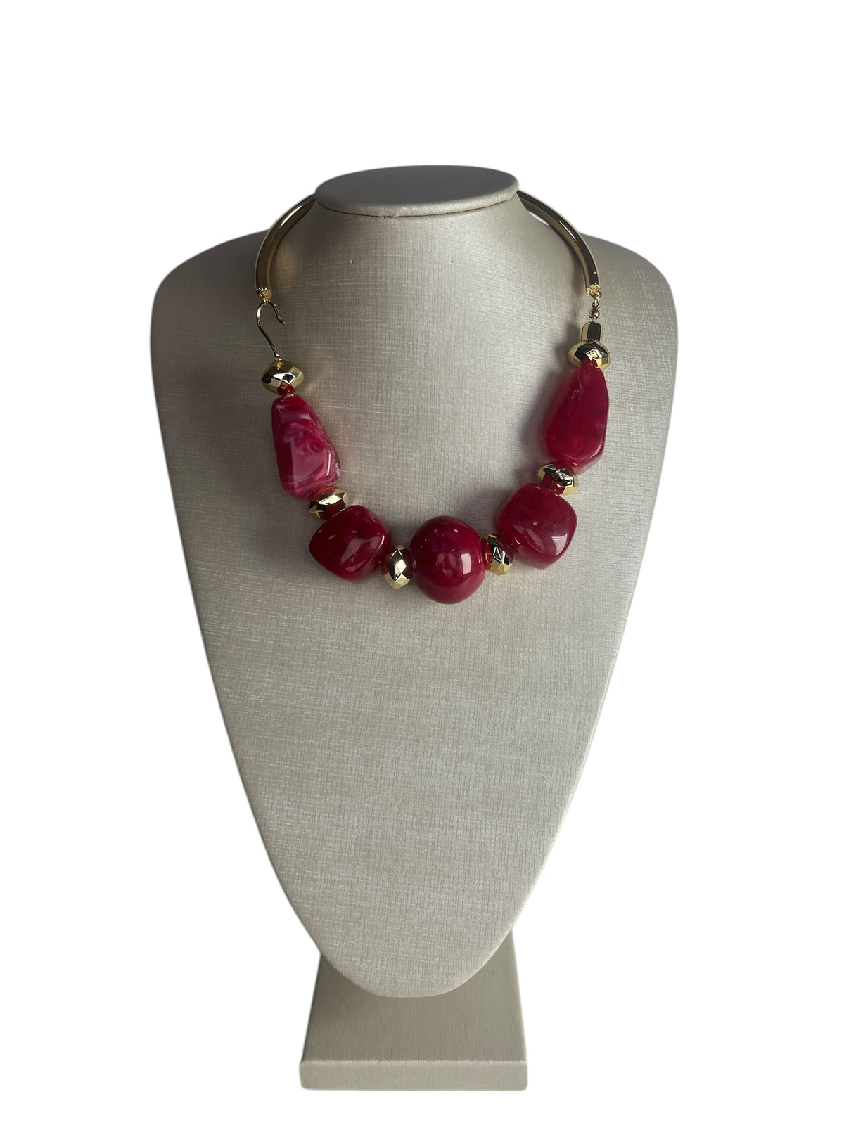 Colar Resina vermelho