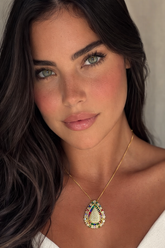 Colar Maria Esmealda Dourado Gravejado